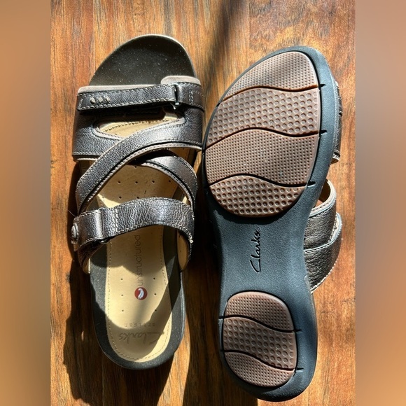 Clarks Shoes - Bronze Metallic Slide-on Leather Sandals Clarks Artisan Unstructured